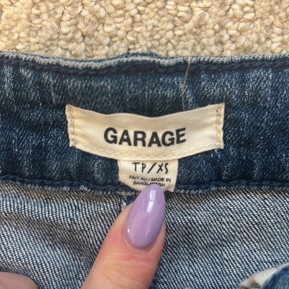 Jean skirt 💙 - Picture 3 of 4